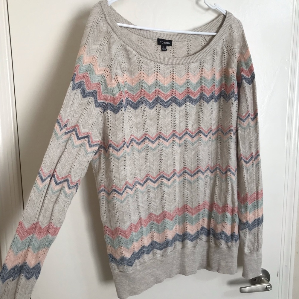 Torrid chevron print knitted sweater